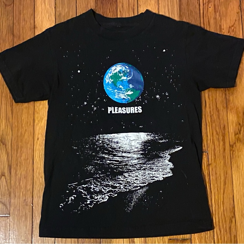 PLEASURES Streetwear Brand T-Shirt.